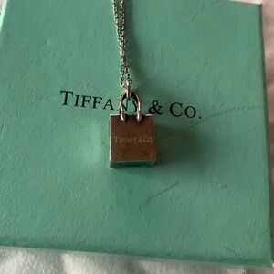 Tiffany & Co Silver 925 shopping Bag Pendant Necklace
